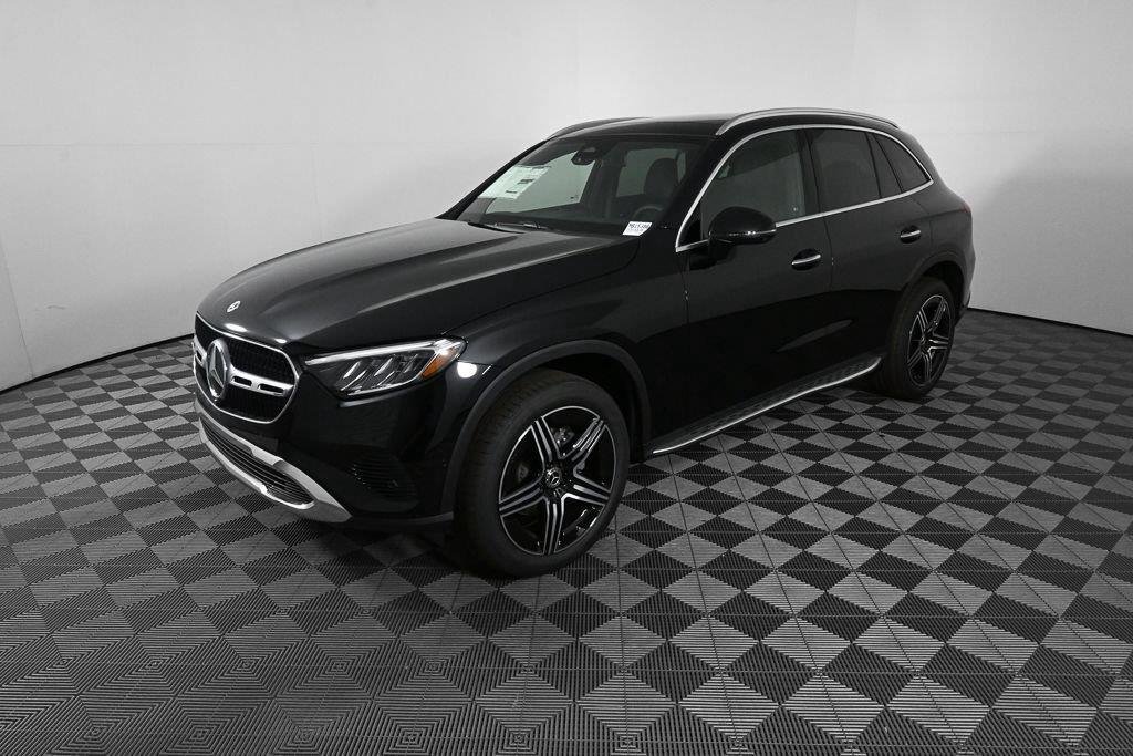 2027 Mercedes-Benz GLC Base