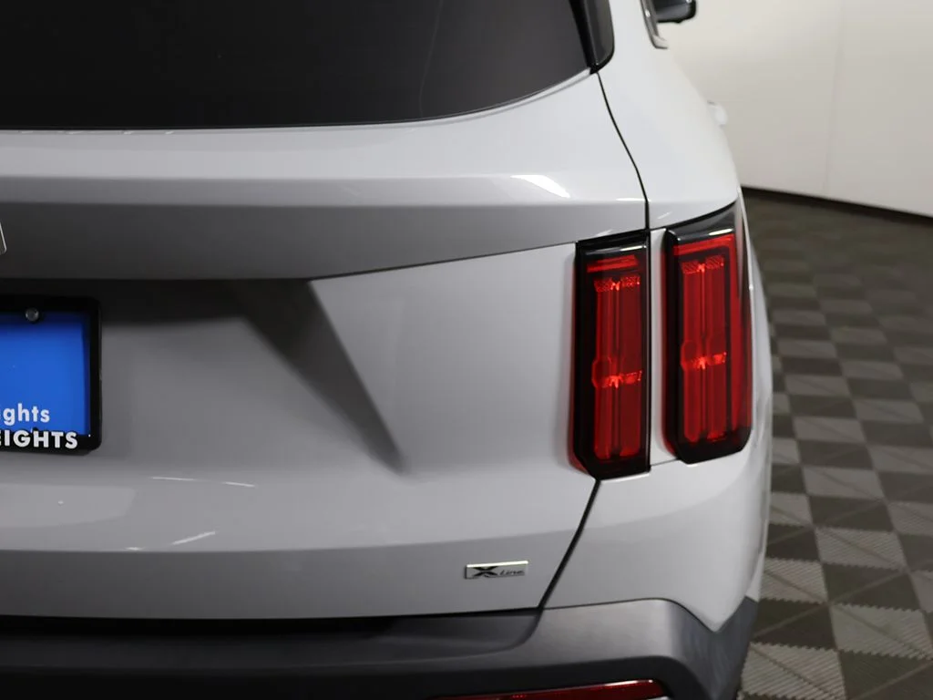 Used 2023 Gray Kia X-Line SX Prestige image 19