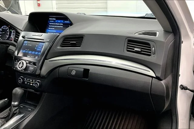 Used 2022 Platinum White Pearl Acura Premium Package image 19