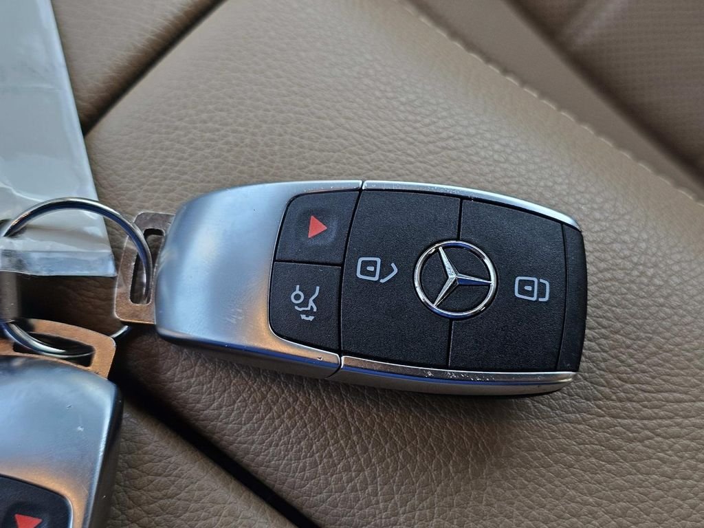 Used 2024  Mercedes-Benz GLE 350 image 38