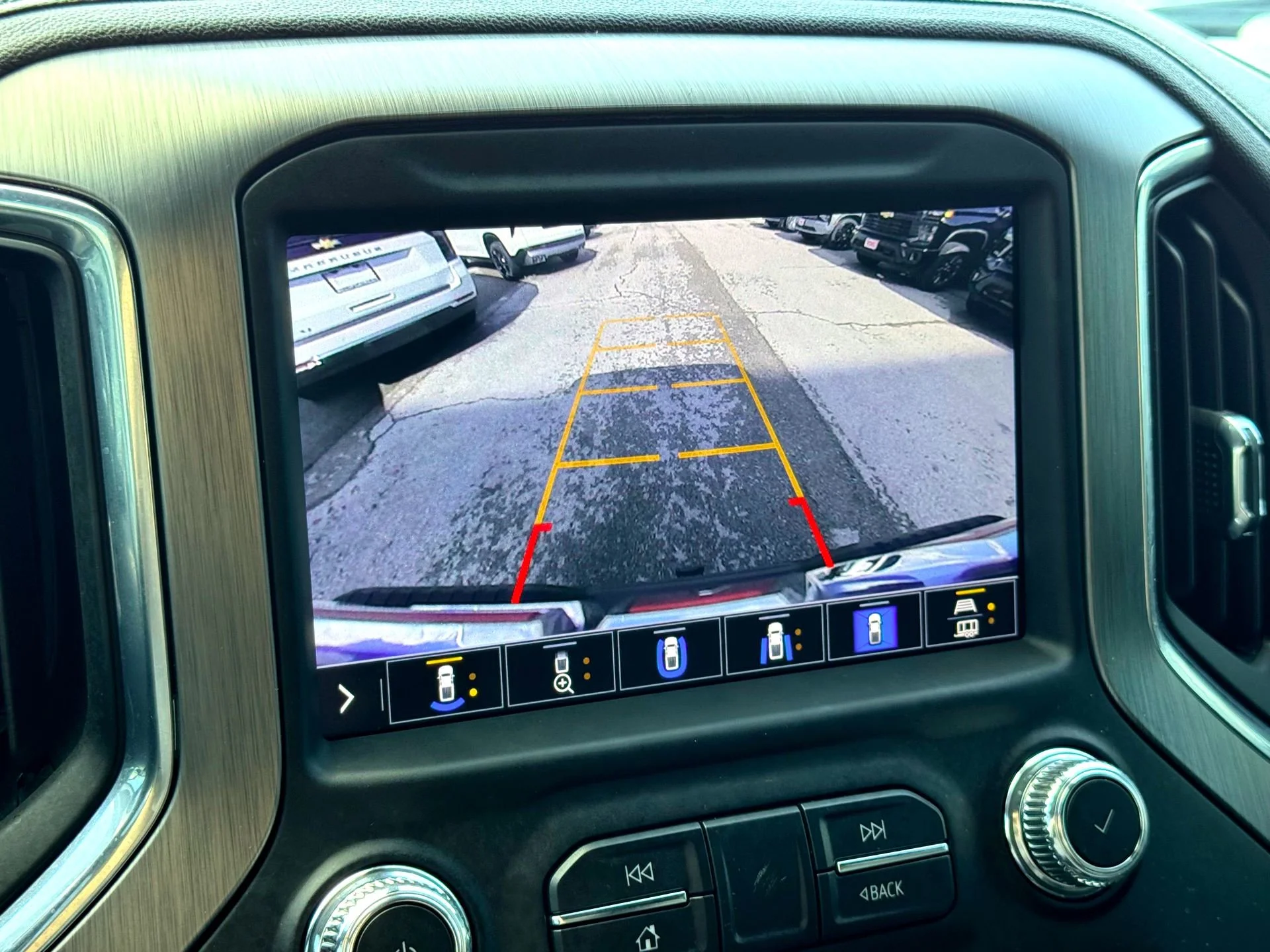 Used 2022 Onyx Black GMC Denali image 30
