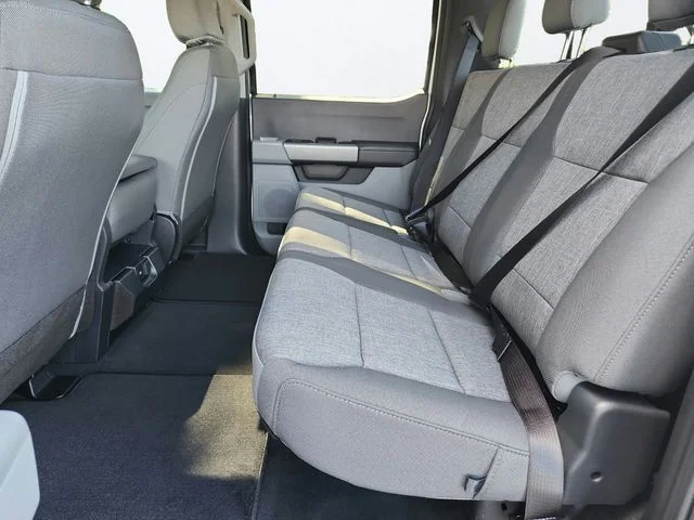 New 2026 Oxford White Ford F-250® XL image 38