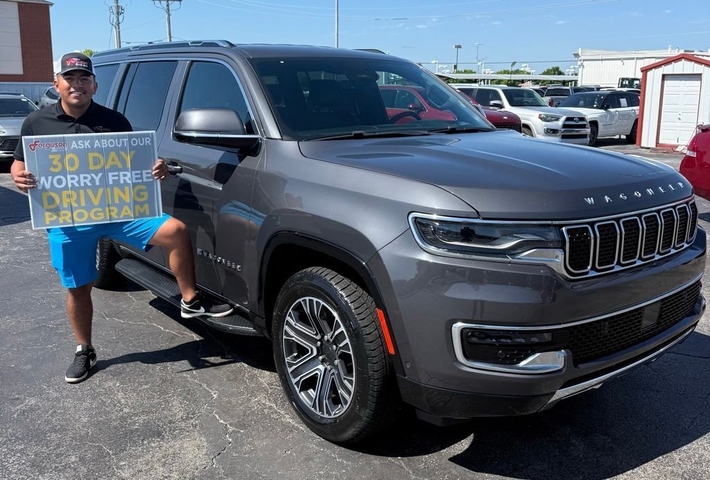 2022 Jeep Wagoneer Series III's photo