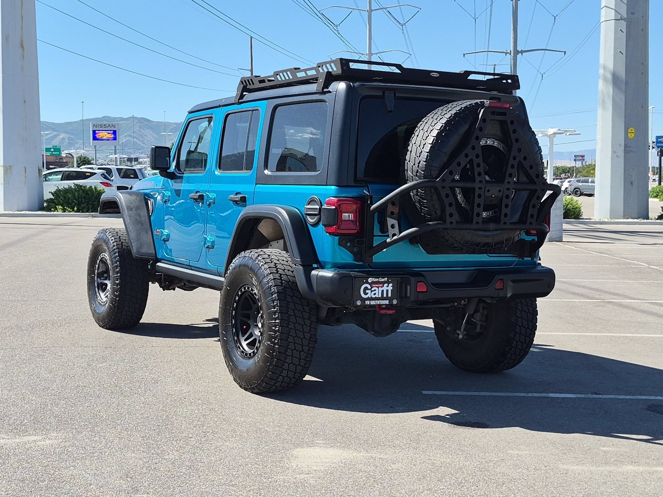 Used 2019 Bikini Pearlcoat Jeep Rubicon image 5