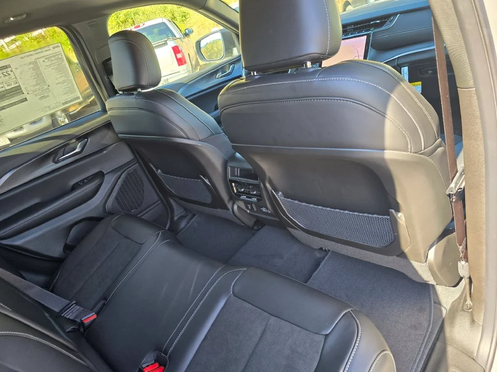 New 2027 Gray Jeep Laredo X image 26
