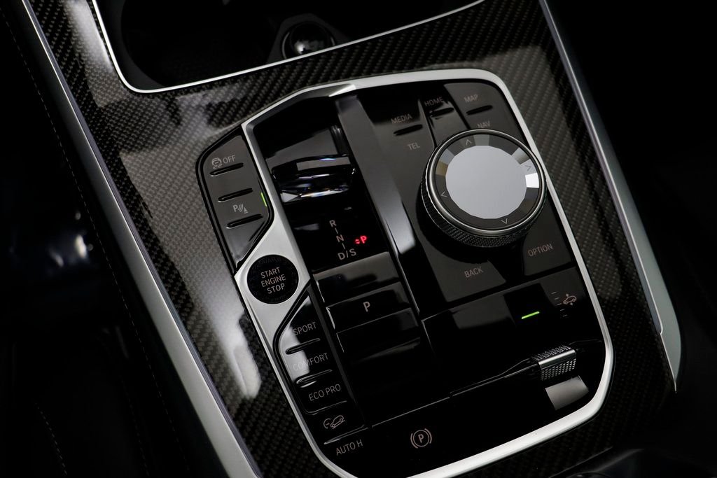 New 2026 Brooklyn Grey Metallic BMW M60i image 13