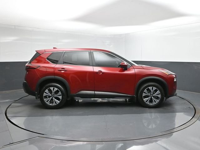 Used 2023 Red Nissan SV image 11