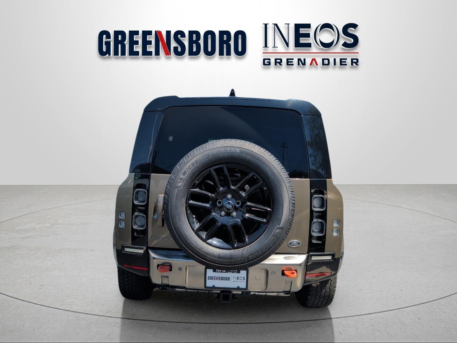 Used 2020 Eiger Grey Metallic Land Rover X image 3