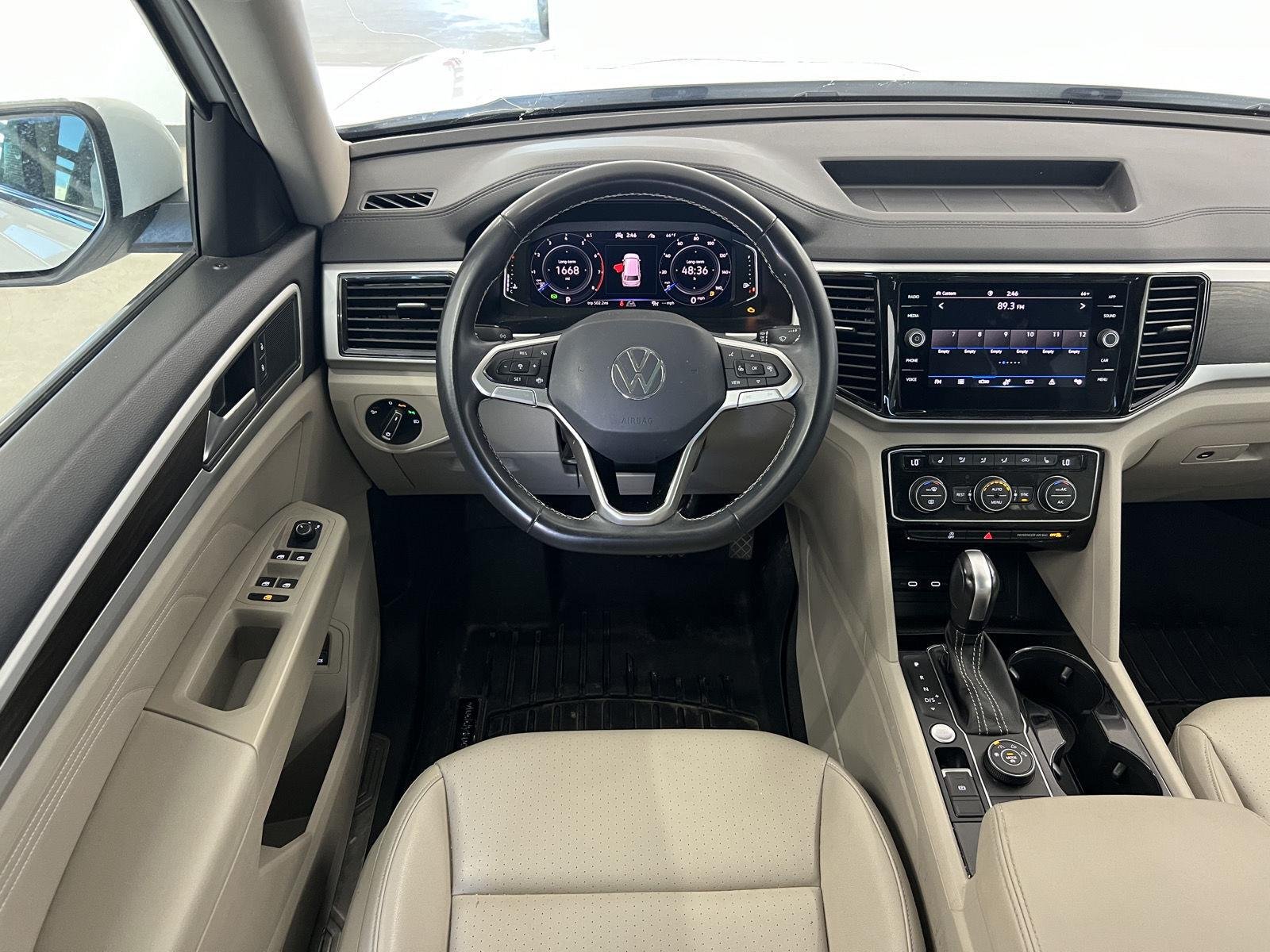 2023 Volkswagen Atlas SE w/Tech - Photo 29