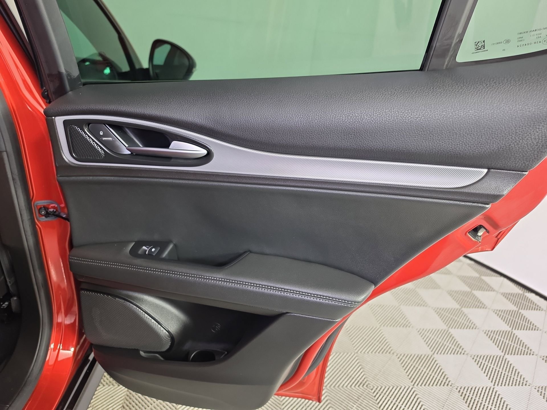 Used 2024 Red Alfa Romeo Veloce image 43