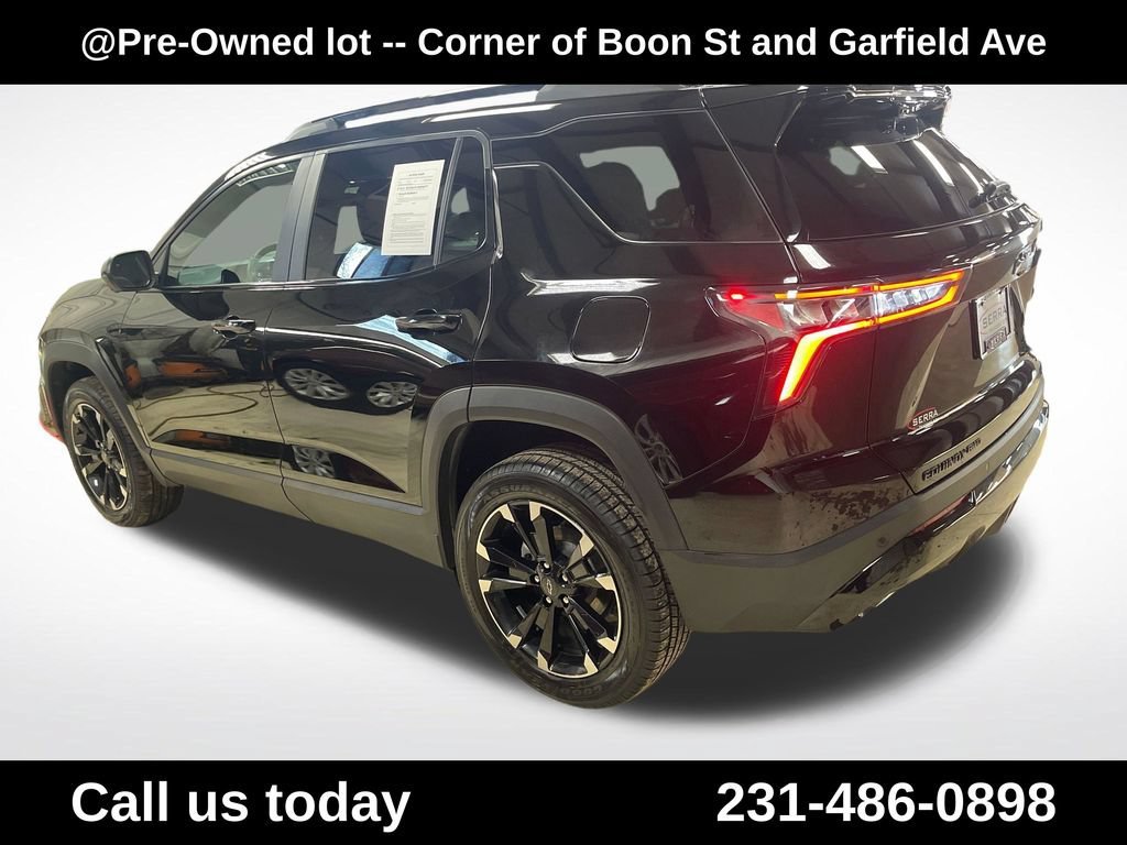 Used 2025 Mosaic Black Metallic Chevrolet RS image 6