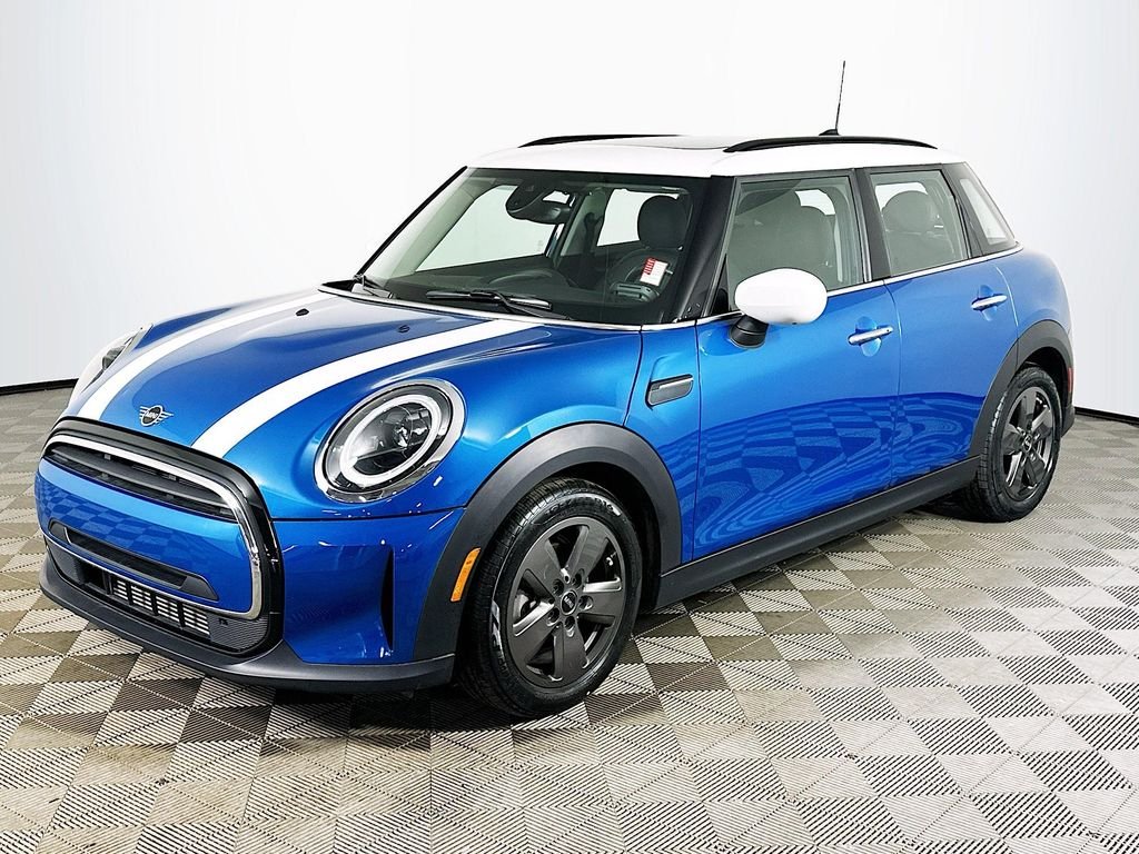 2023 MINI Hardtop 4 Door Base