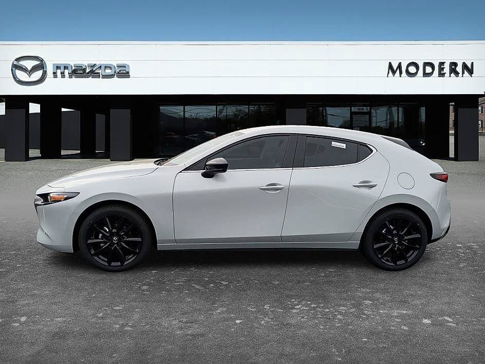 2026 Mazda Mazda3 Premium - Photo 8
