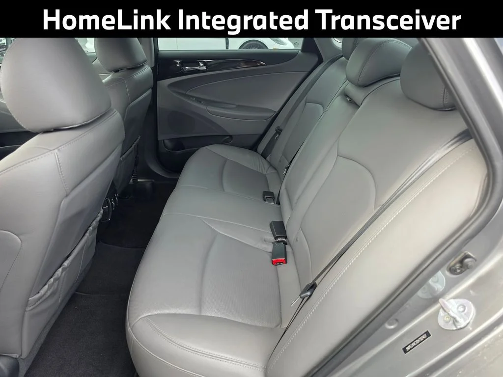 Used 2013 Gray Hyundai Limited image 11