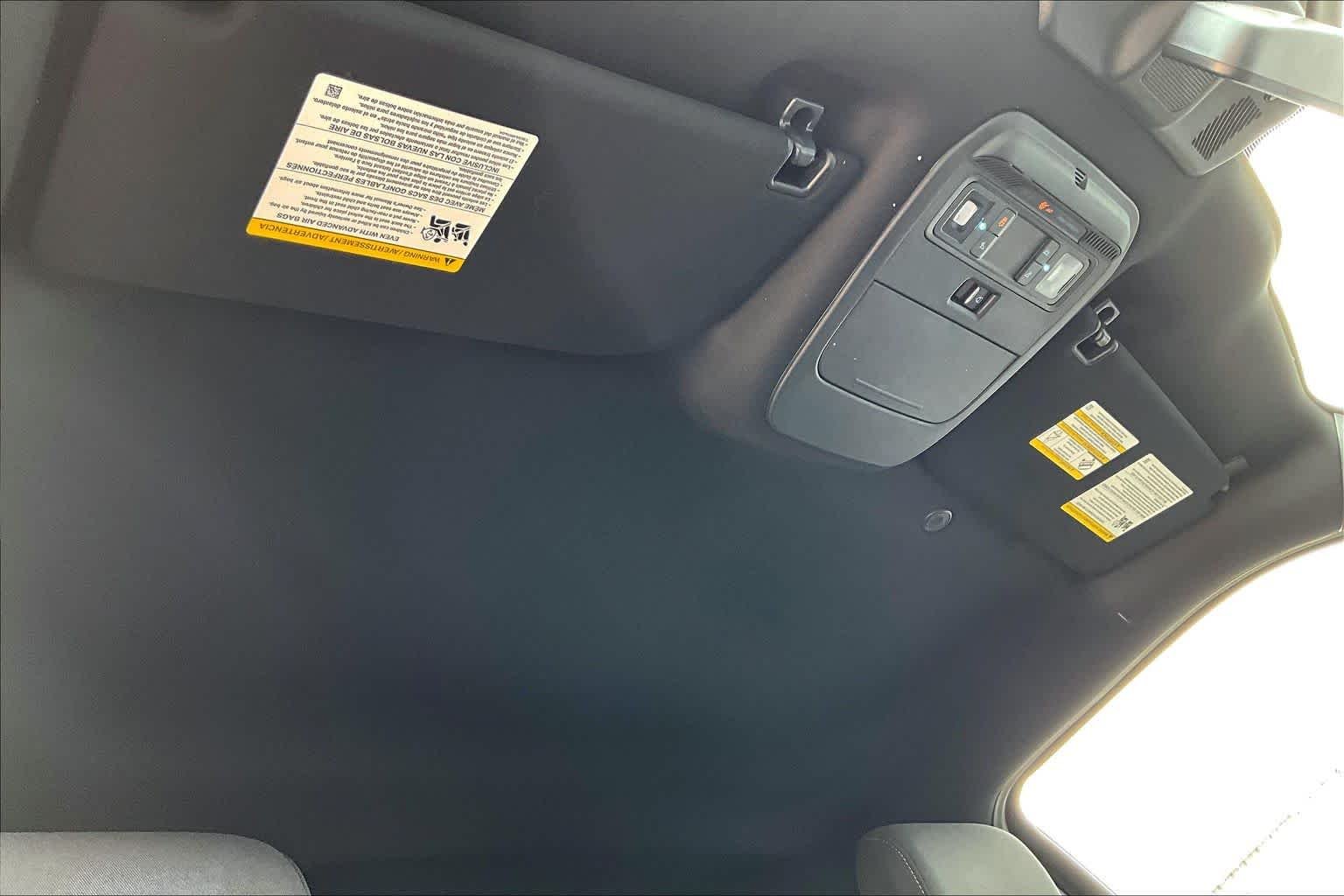 Used 2025 Agate Black Metallic Ford XLT image 14