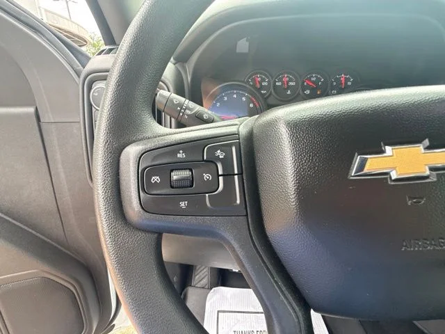 Used 2024 White Chevrolet Custom image 17