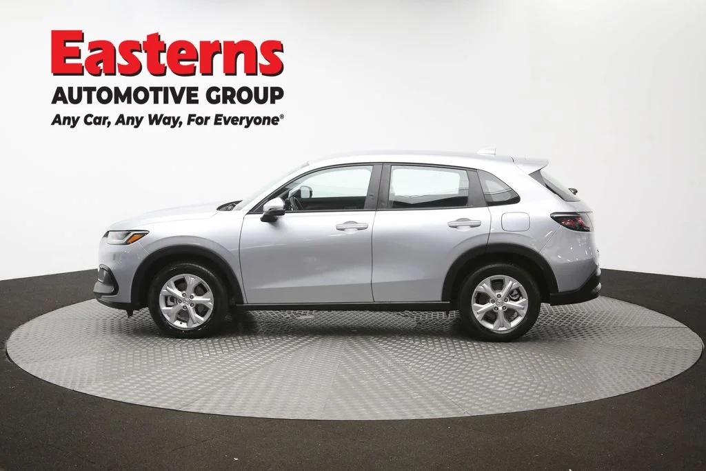 Used 2025 Silver Honda LX image 58