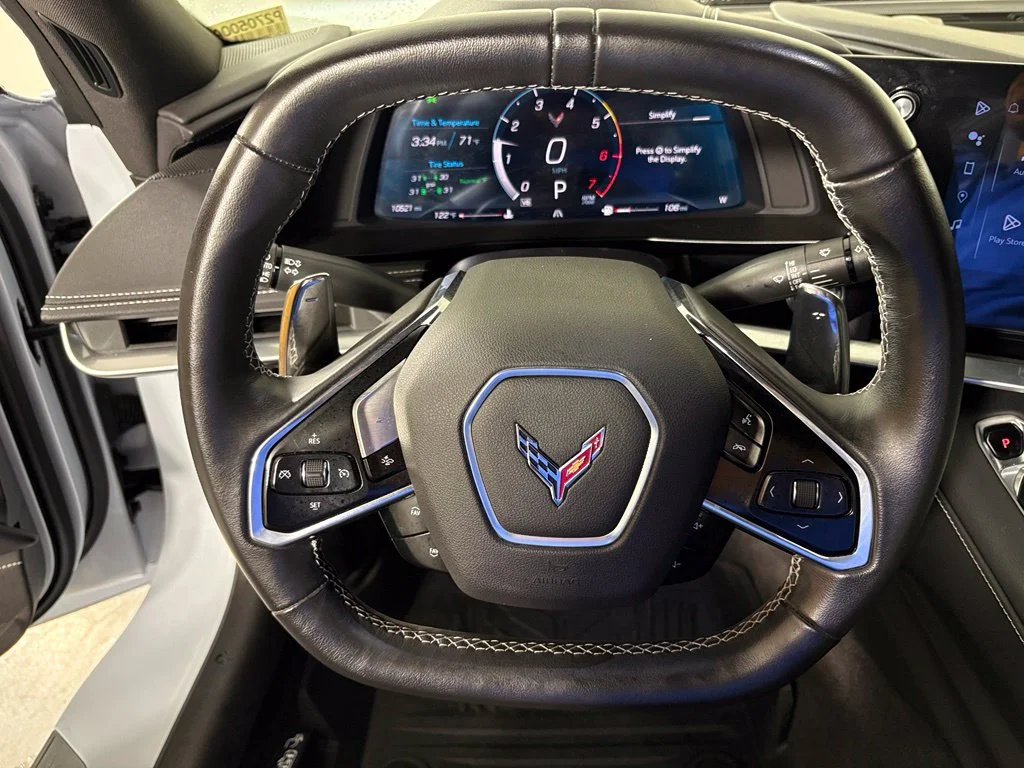 Used 2024 White Chevrolet Stingray image 28