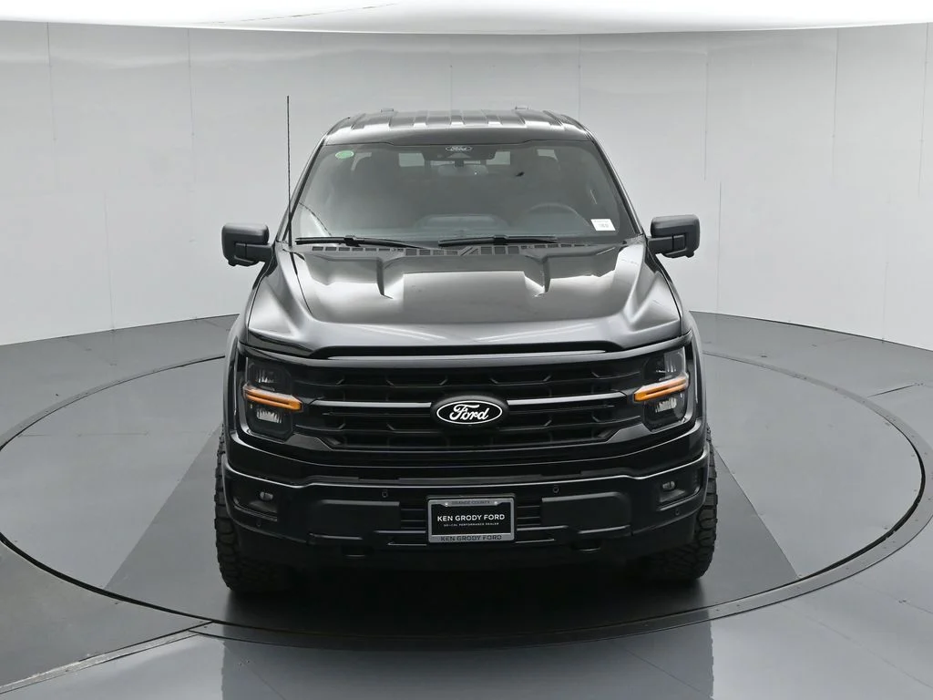 New 2026 Agate Black Metallic Ford XLT image 38