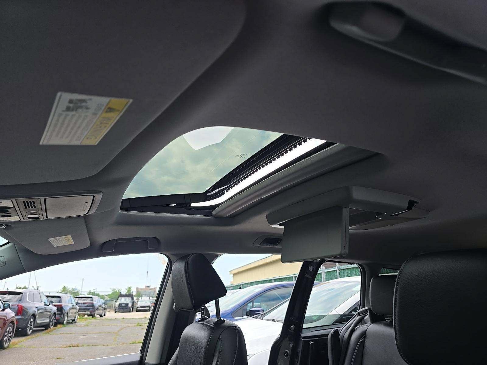 Certified Used 2024 Crystal Black Pearl Honda Touring image 9
