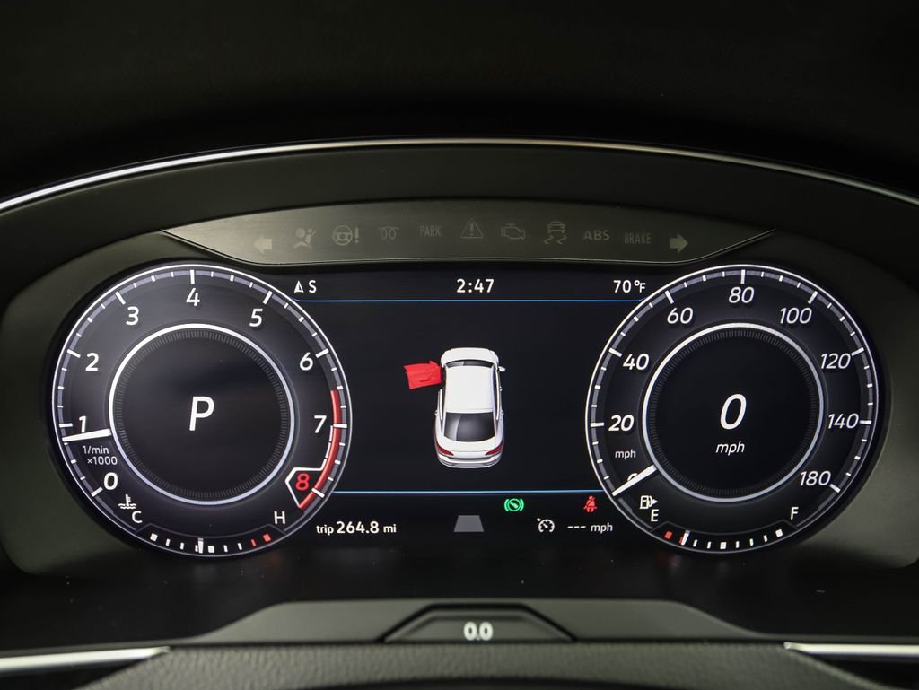 Used 2019 Deep Black Volkswagen 2.0T SEL R-Line image 14