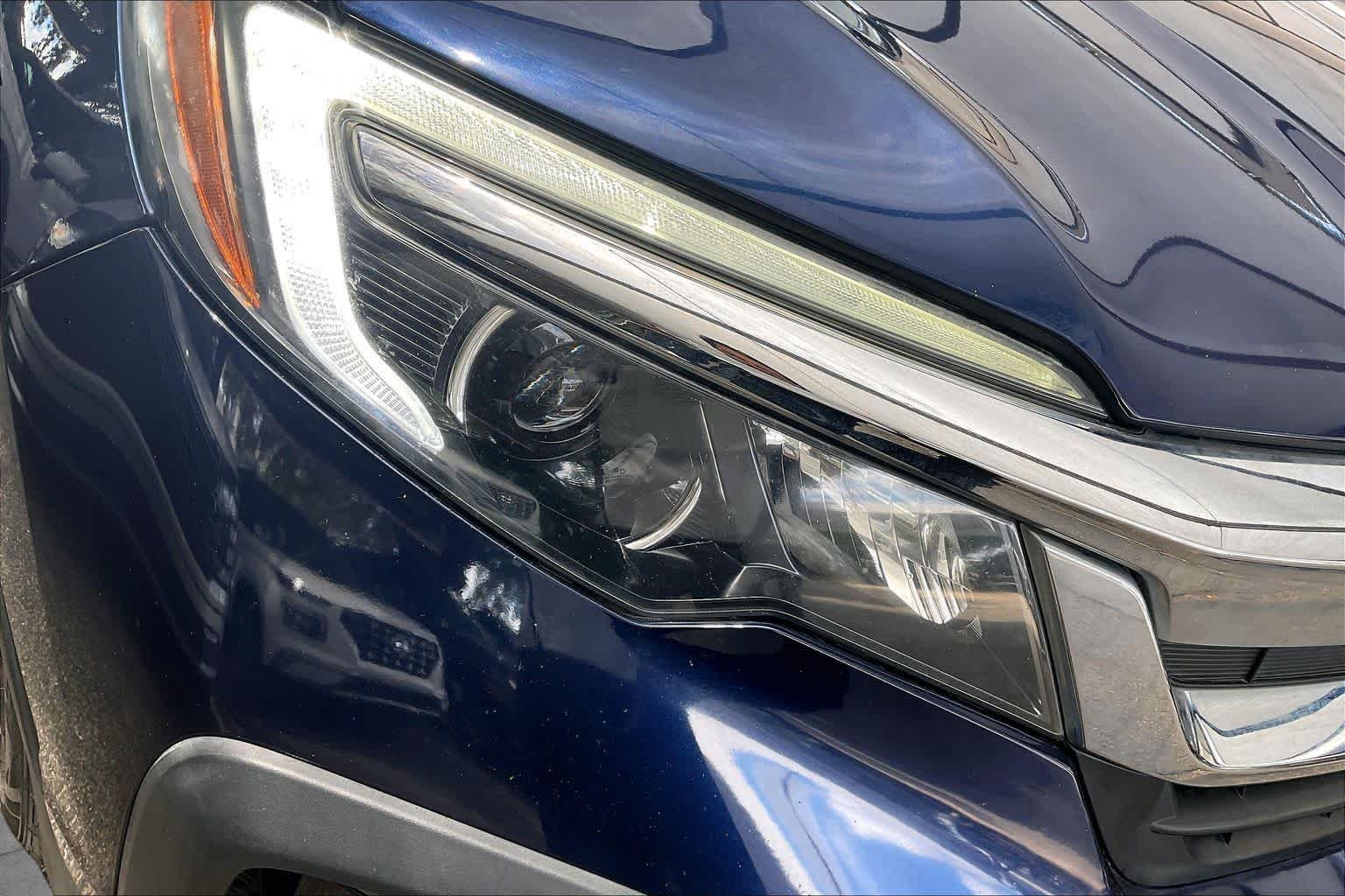 Used 2019 Obsidian Blue Pearl Honda EX-L image 45