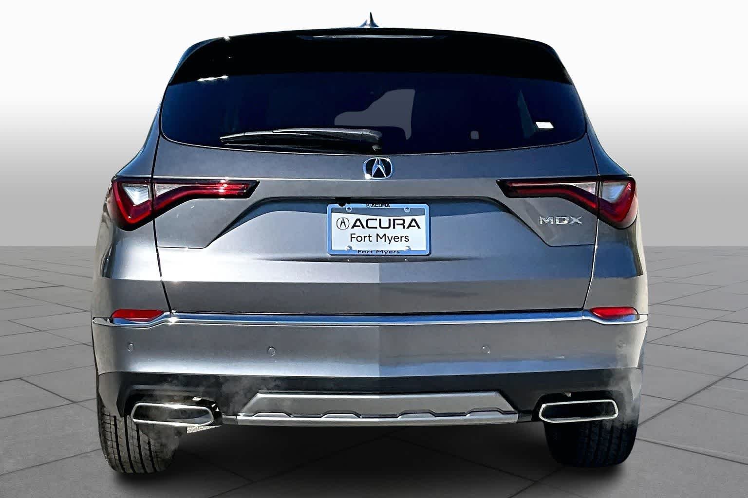 Used 2026 Liquid Carbon Metallic Acura w/Technology Package image 4