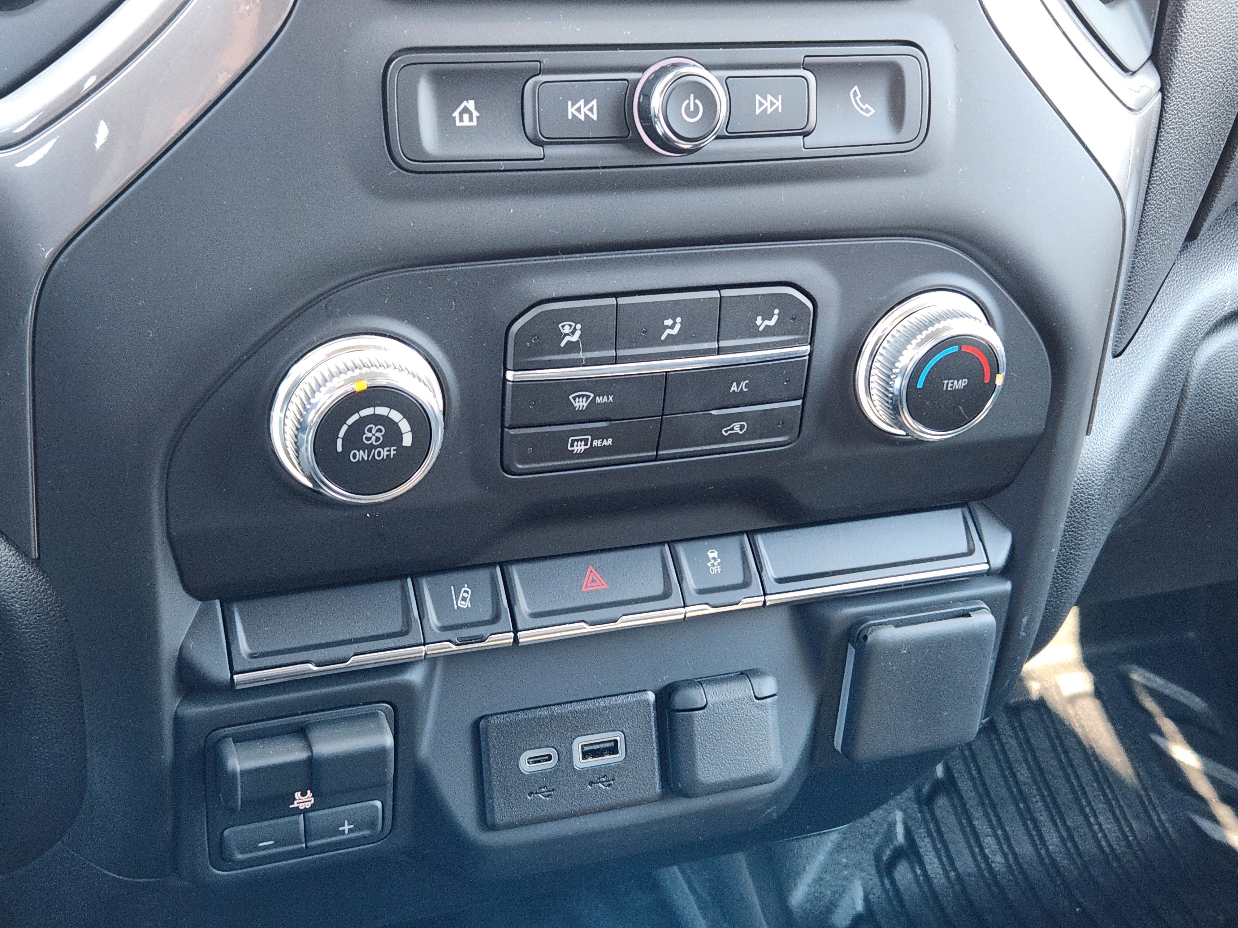 2026 GMC Sierra 2500HD Pro - Photo 15