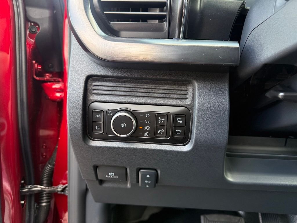 New 2026 Ruby Red Metallic Tinted Clearcoat Ford F-250® Lariat® image 8