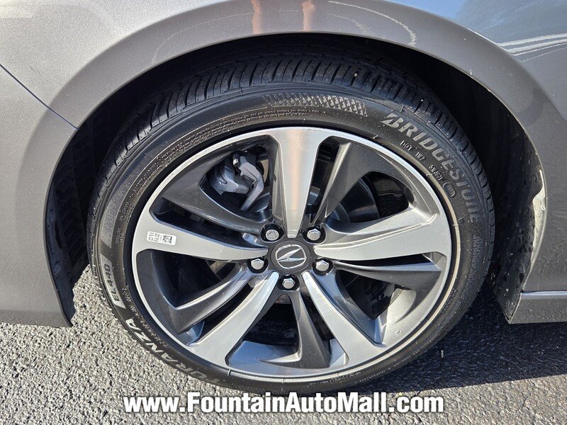 Used 2024 Liquid Carbon Metallic Acura FWD W/TECHNOLOGY PACKAGE image 7