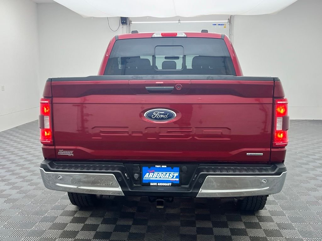 Used 2021 Rapid Red Metallic Tinted Clearcoat Ford XLT image 9