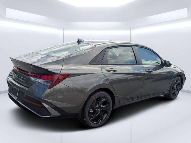 New 2026 Gray Hyundai SEL Sport image 3