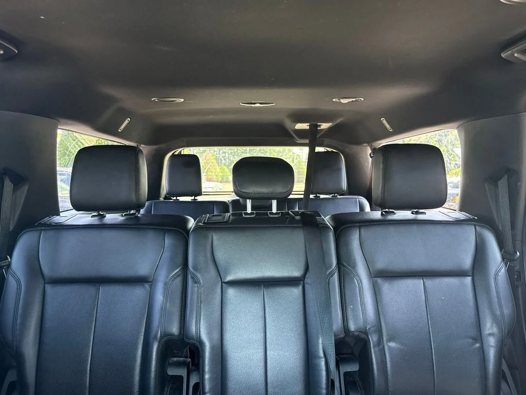 Used 2019 Black Ford XLT image 13