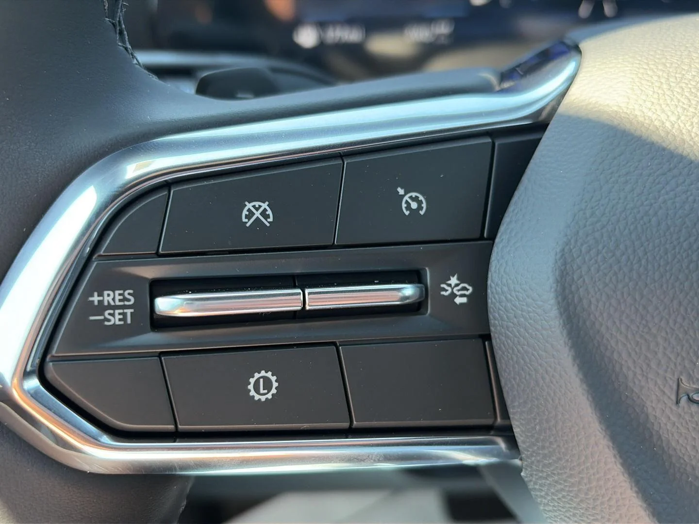 2027 Chevrolet Equinox LT - Photo 31