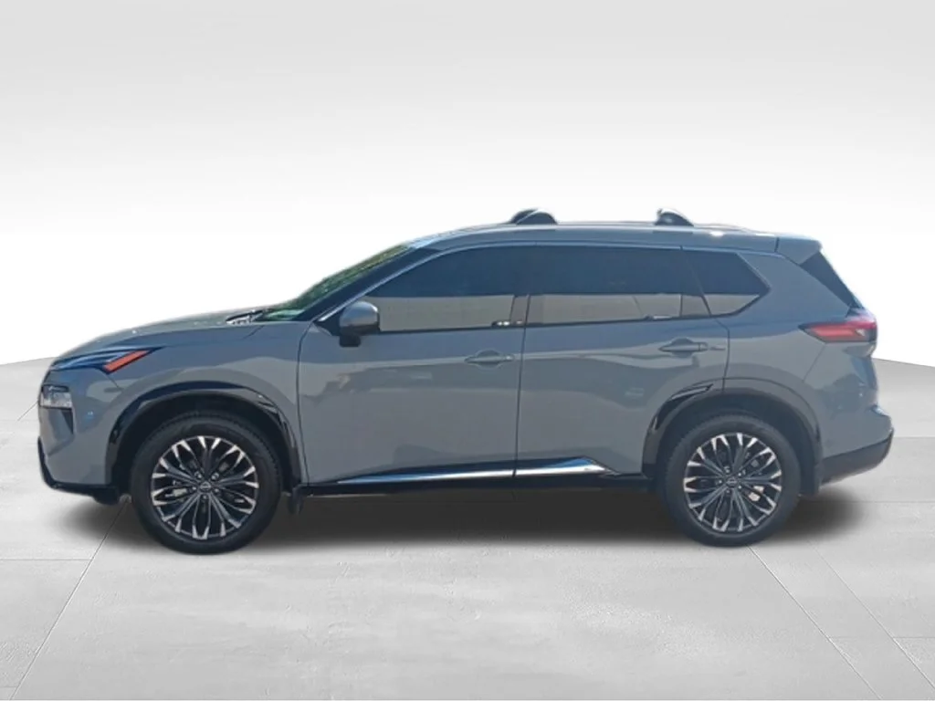 Used 2025 Boulder Gray Pearl Nissan Platinum image 8