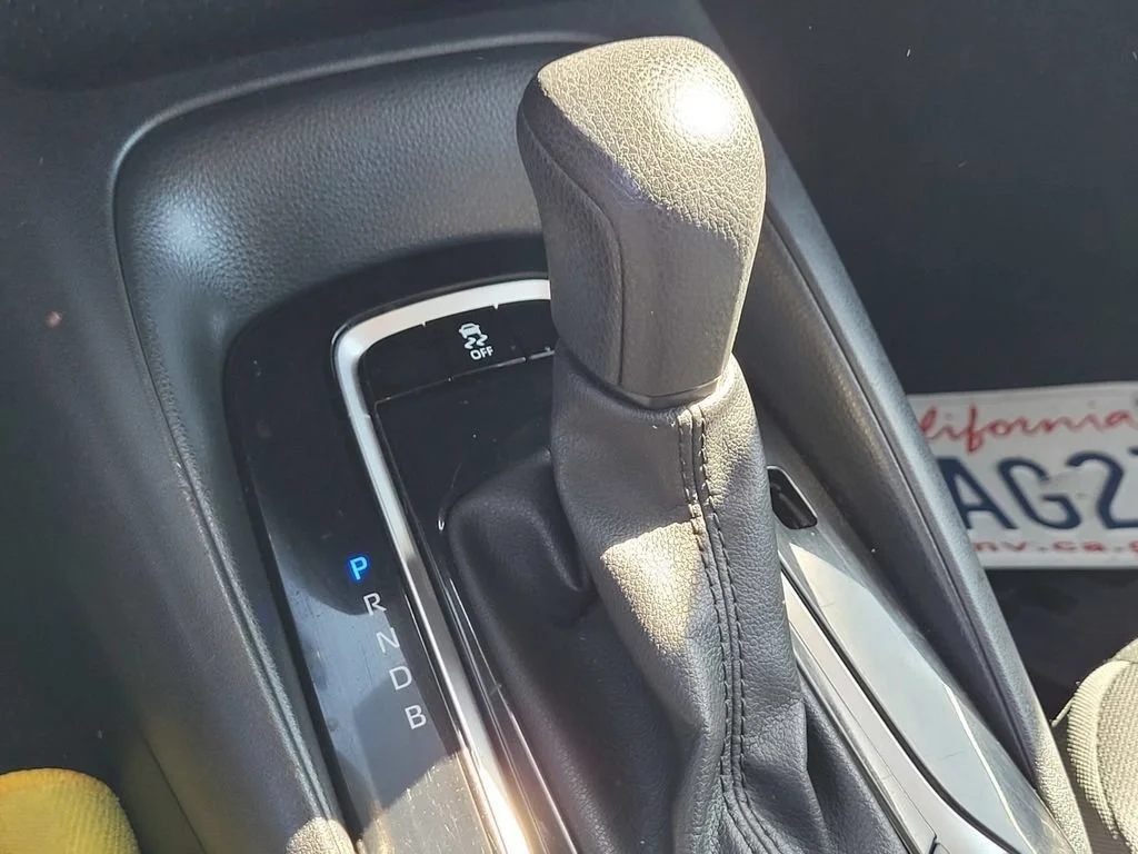 2024 Toyota Corolla LE - Photo 20