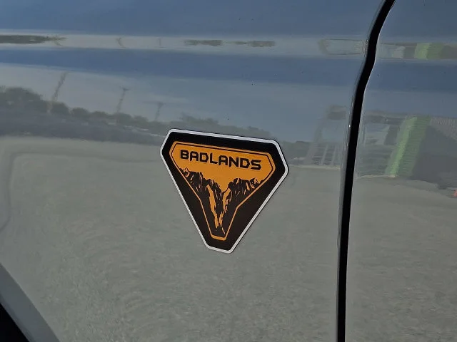 Used 2022 Green Ford Badlands image 30