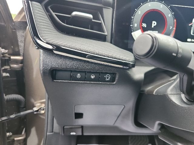 Used 2025 Brown Nissan SR image 2