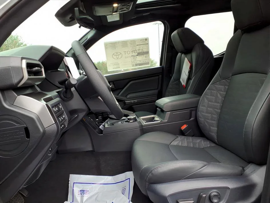 2025 Toyota Tacoma TRD Off Road - Photo 8