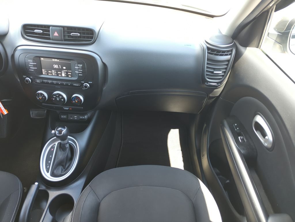 Used 2017 Gray Kia Base image 16