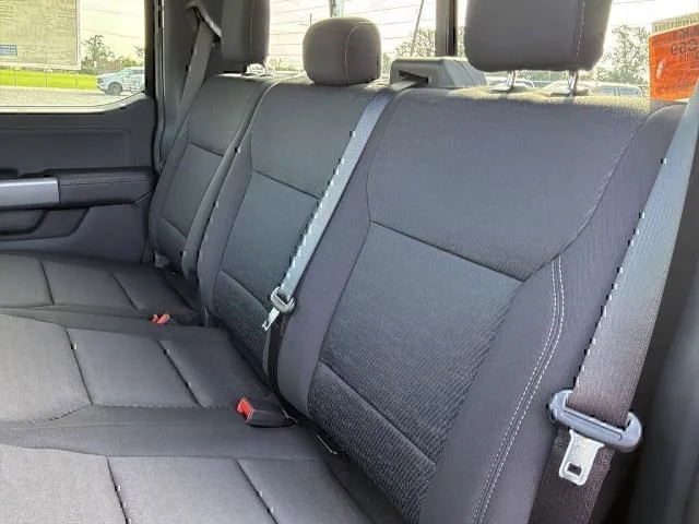 New 2026 Agate Black Metallic Ford XLT image 38