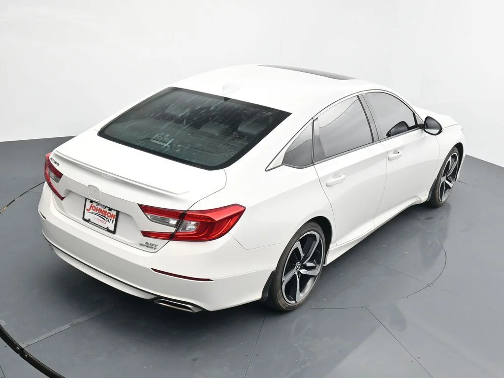 Used 2019  Honda Sport 2.0T image 28