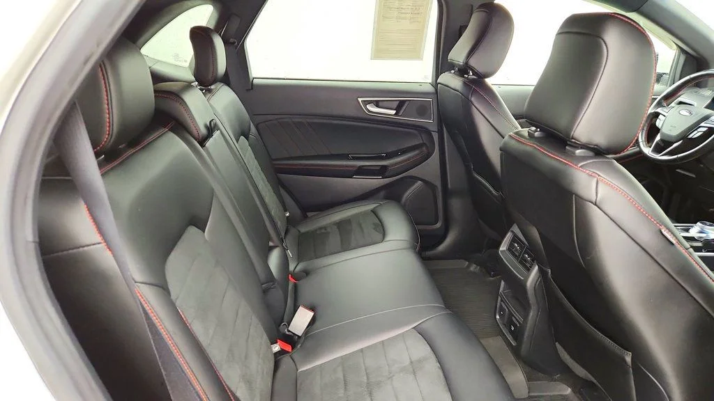 Used 2020 Star White Metallic Tri-Coat Ford ST Line AWD w/ Vista Roof & Co-Pilot360 Assist+ image 23