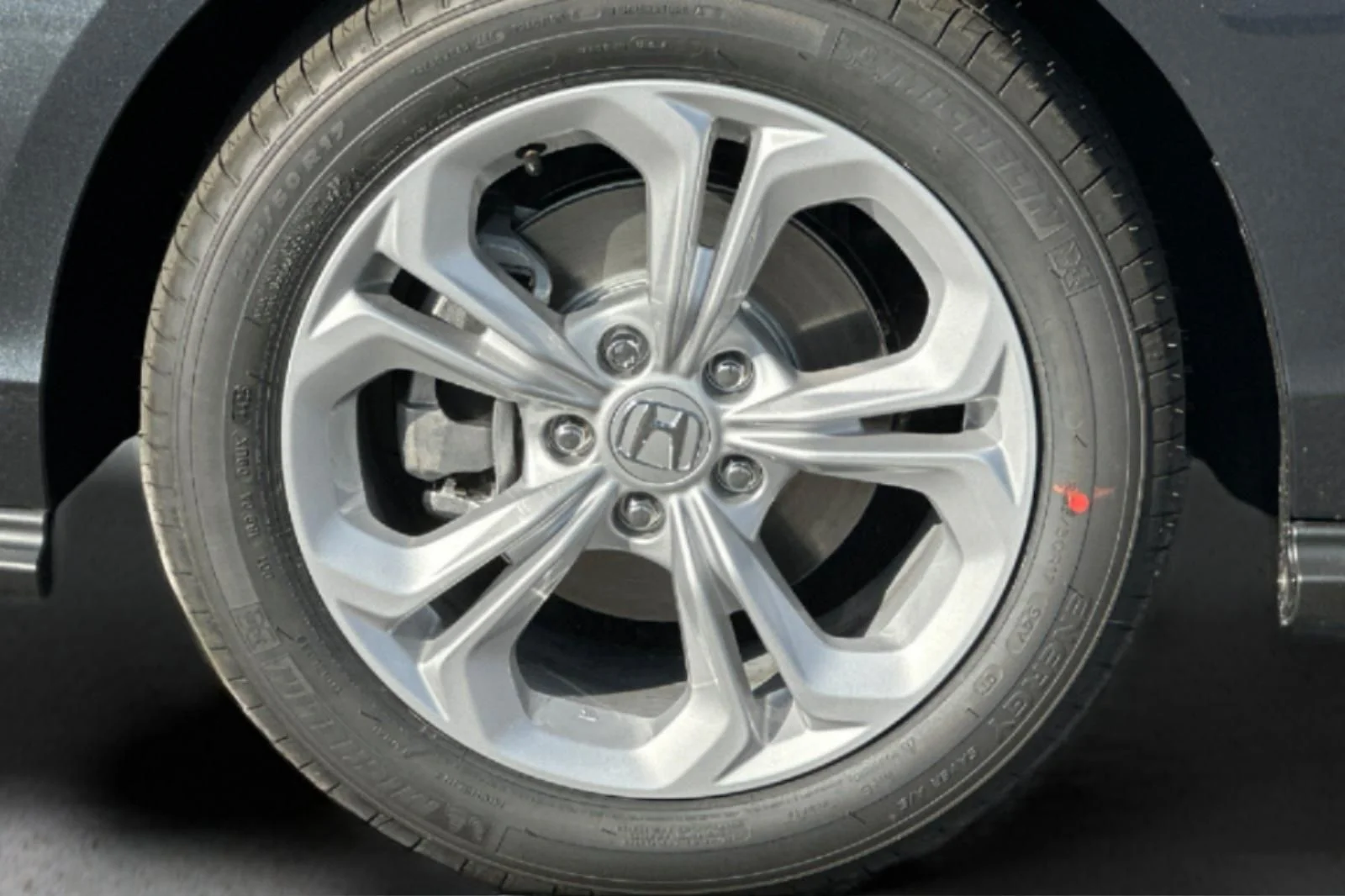 New 2026 Meteorite Gray Metallic Honda LX image 31