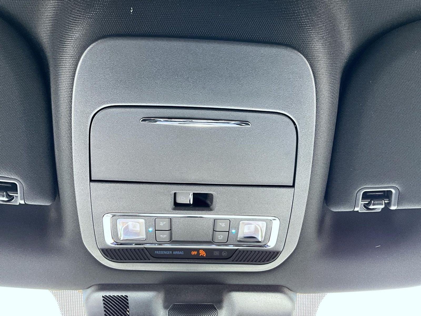 New 2026 Star White Metallic Tri-Coat Ford Lariat image 17
