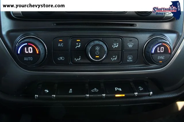 Used 2014 Silver Chevrolet LT image 29