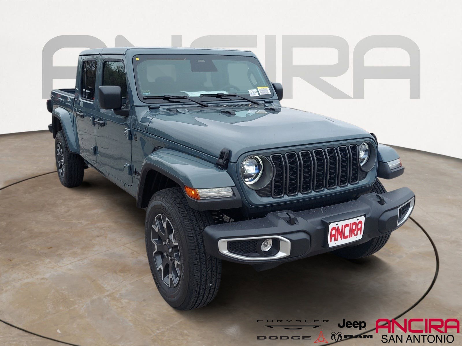 2026 Jeep Gladiator Sahara Auto's photo