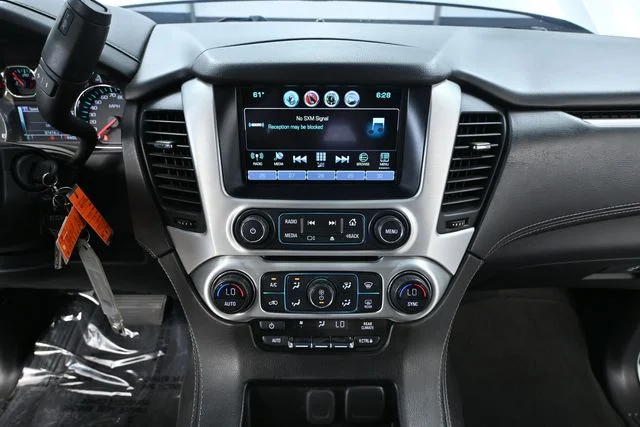 Used 2020 Silver GMC SLE image 26