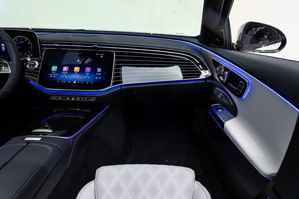 2026 Mercedes-Benz E-Class E350 - Photo 32