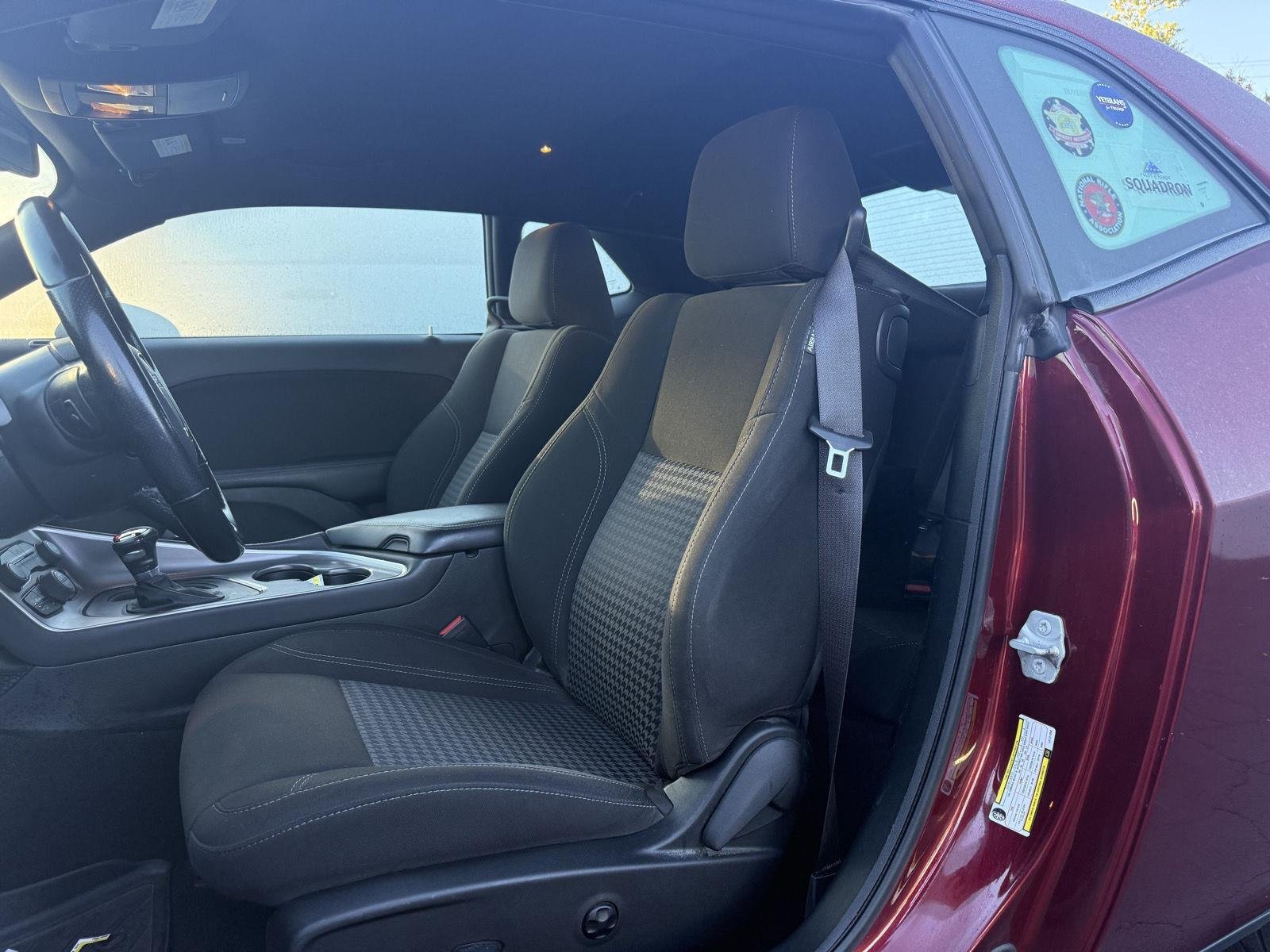 Used 2020 Octane Red Pearlcoat Dodge SXT image 5